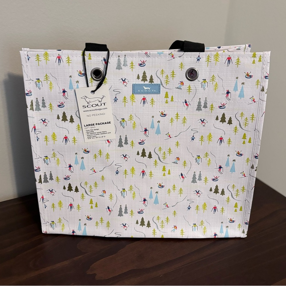 SCOUT Large Package Gift Bag with Limited Edition Ski Print